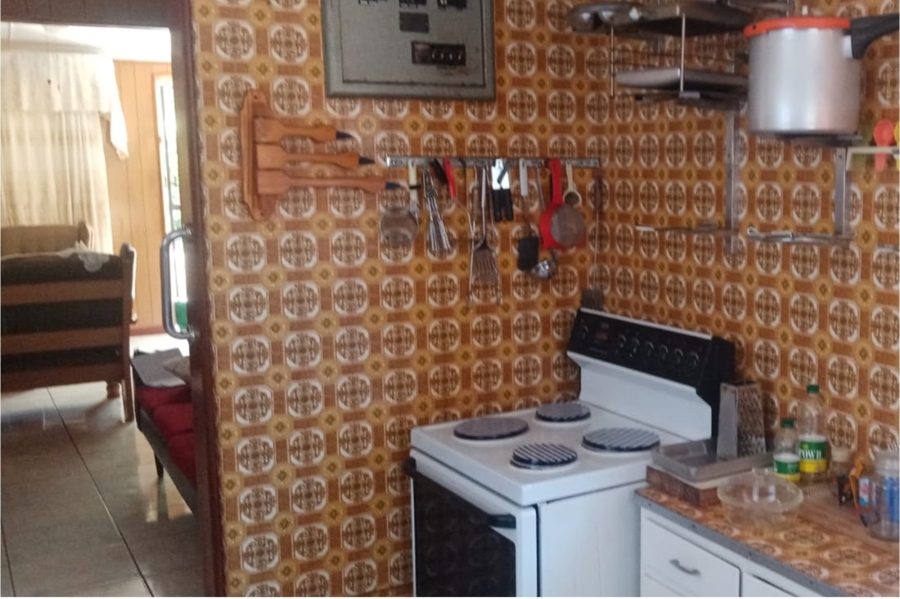 2 Bedroom Property for Sale in Louwville Western Cape